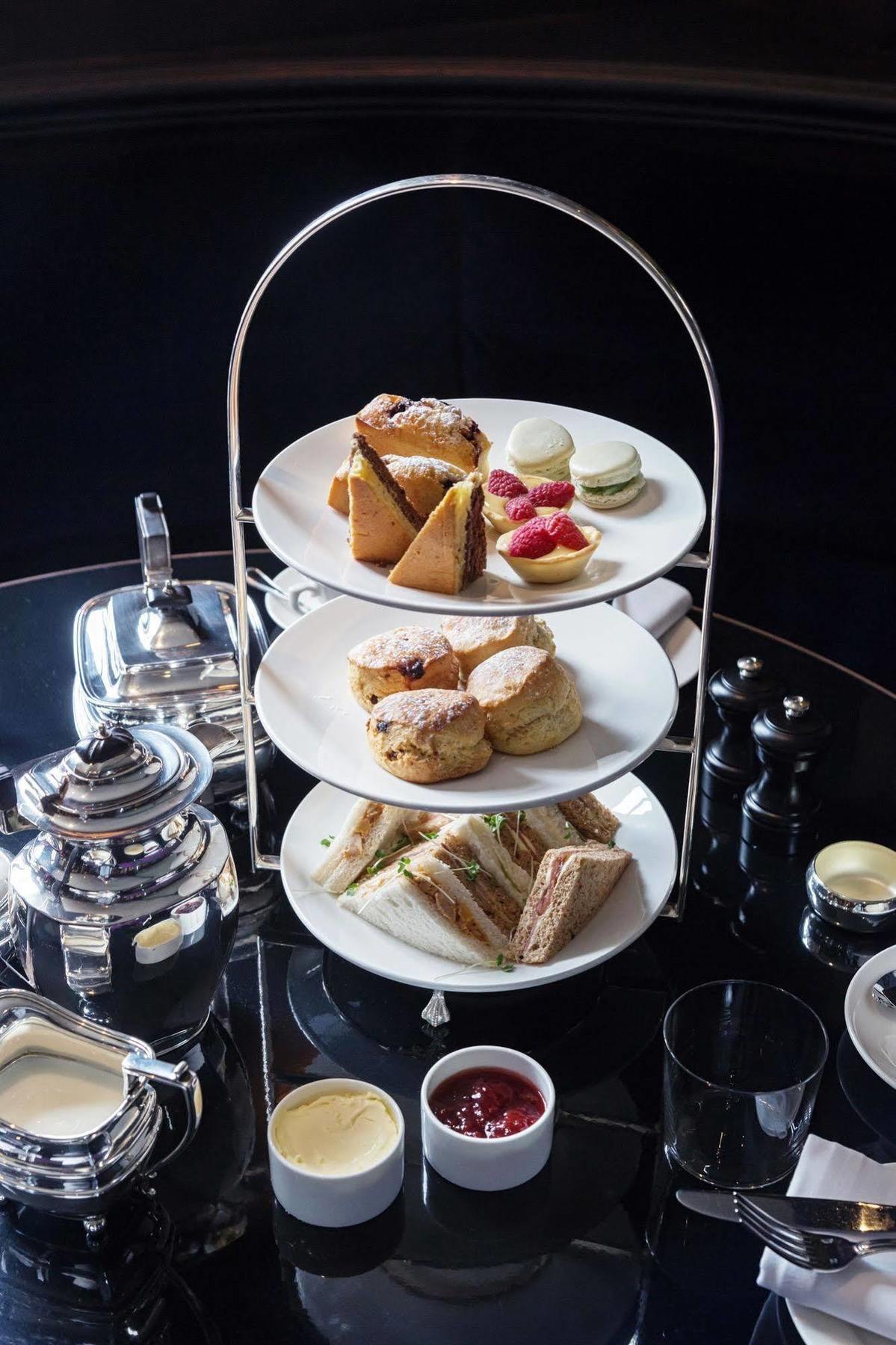 فندق أولد بارسونيج أكسفورد المظهر الخارجي الصورة Afternoon tea at the Ritz