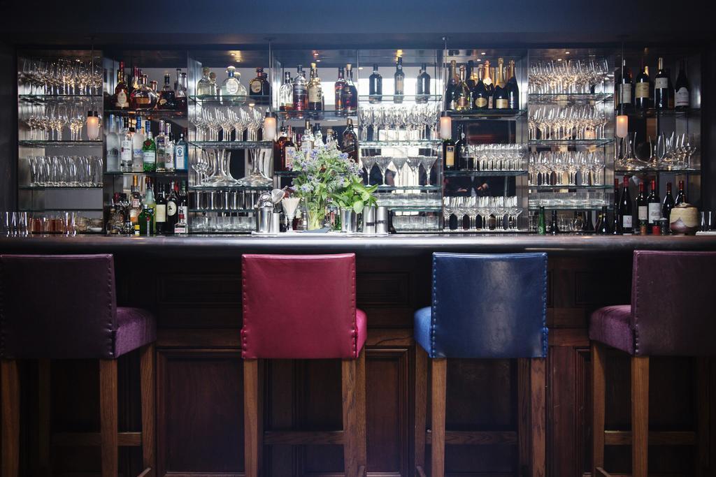 فندق أولد بارسونيج أكسفورد المظهر الخارجي الصورة The bar at the London Edition